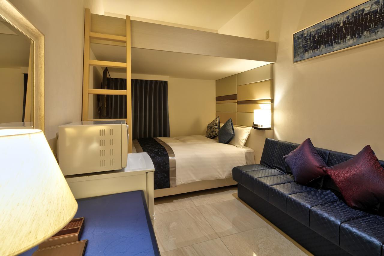 Centurion Hotel Resort Okinawa Nago City Exterior foto