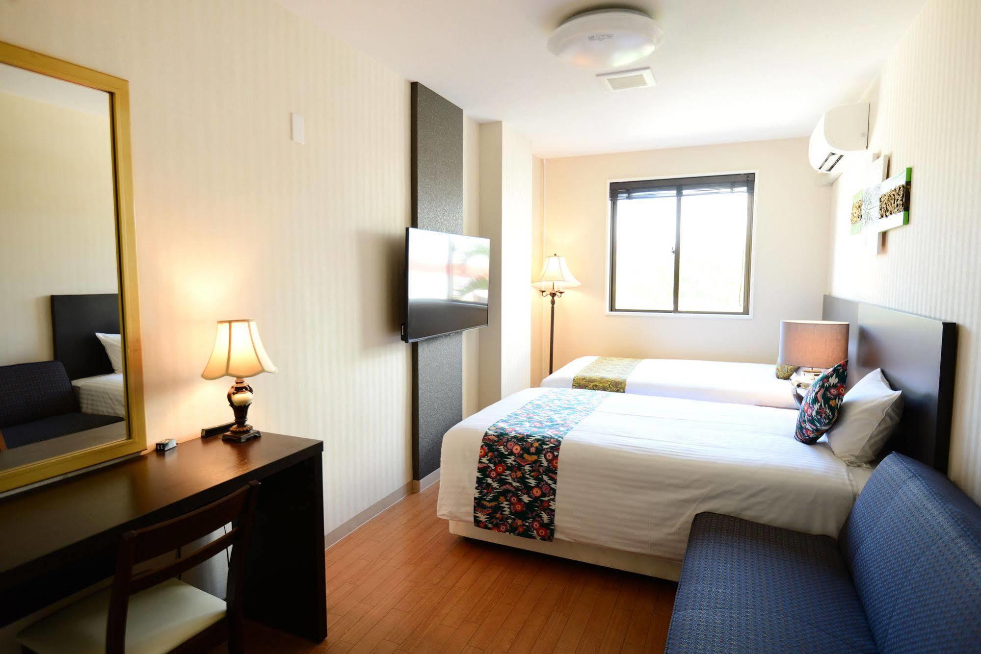 Centurion Hotel Resort Okinawa Nago City Exterior foto